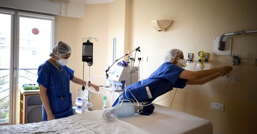 Coronavirus In Romania 4 Aprilie 2020 Incă șase Persoane Au Murit S A Ajuns La 3 613 De Cazuri și 146 De Decese 329 Romani Au Fost Vindecaţi Ce Prevede Noua Ordonanţă Militară 7