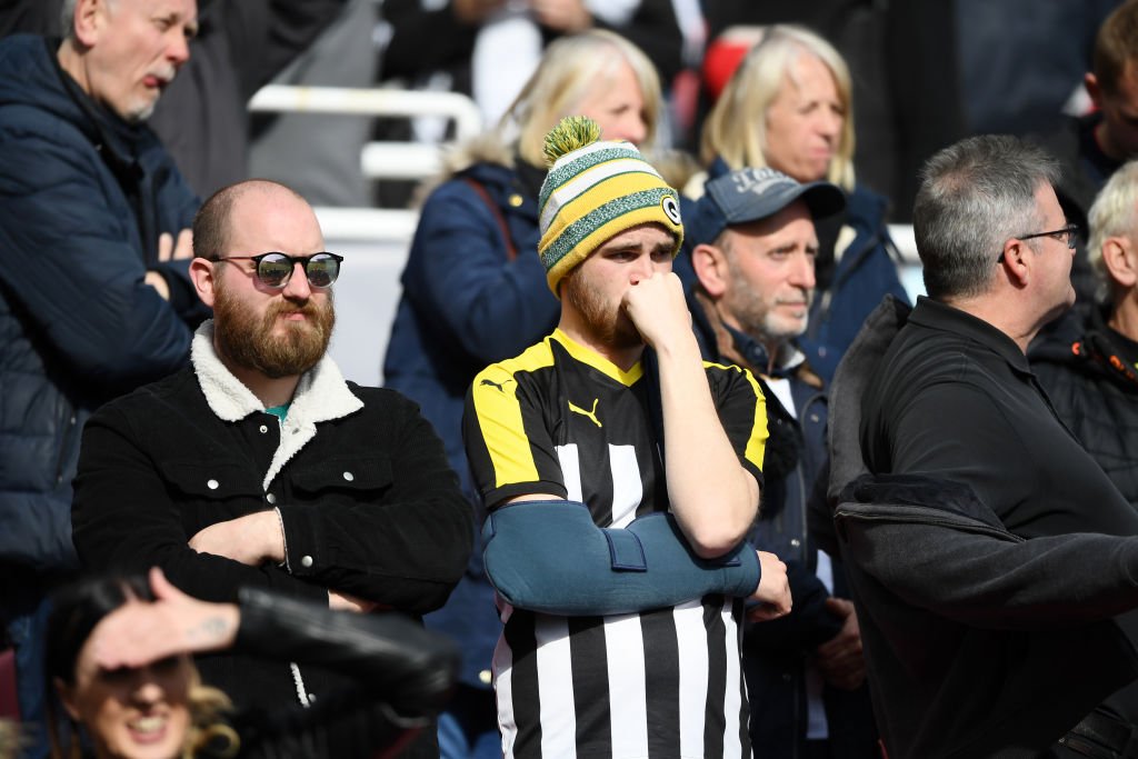Suporterii echipei Notts County dezamăgiți după retrogradarea favoriților în Liga a 5-a