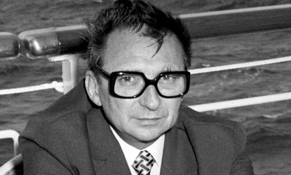 Ei sunt oamenii care l-au trădat pe Nicolae Ceaușescu! Pacepa