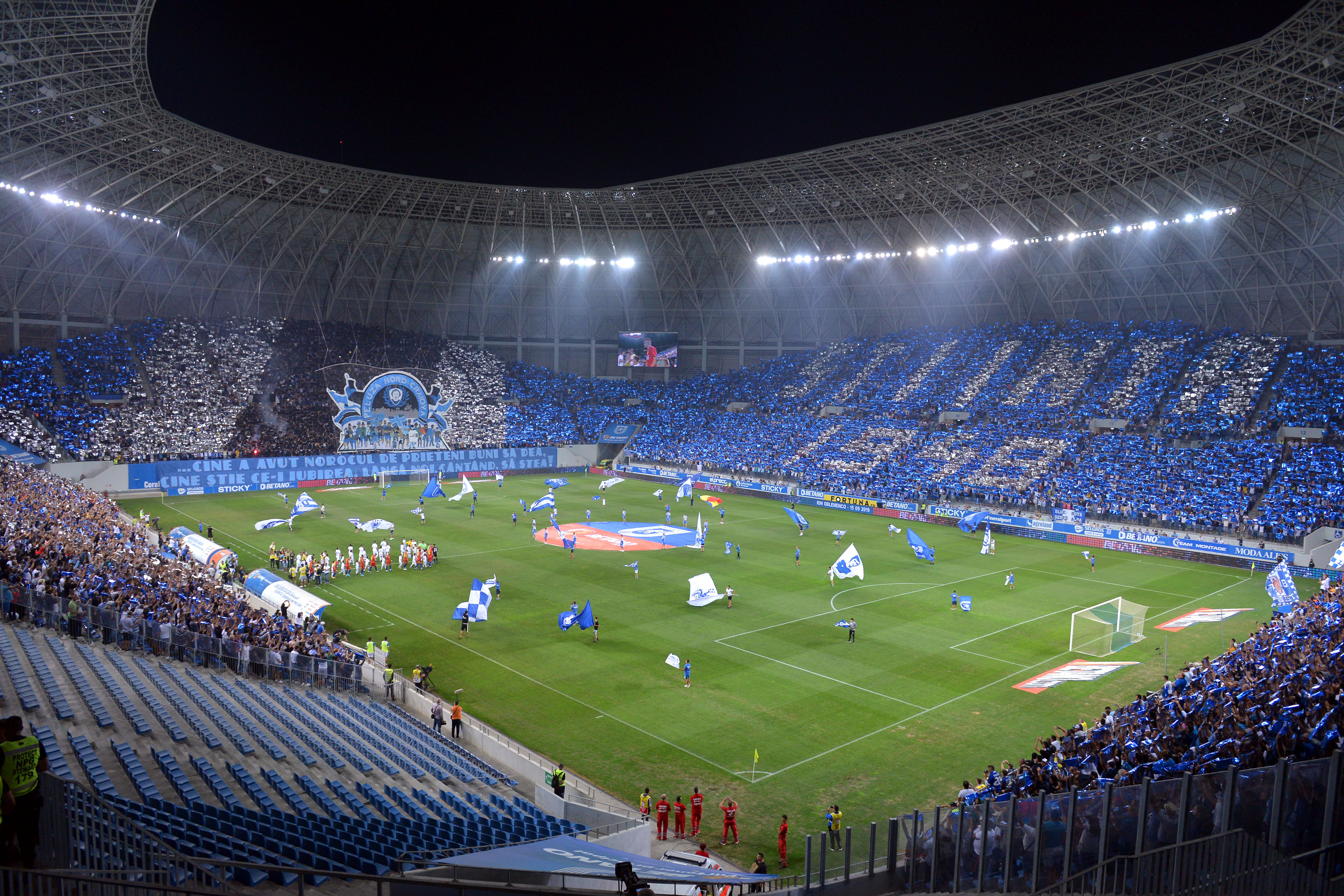 Atmosferă ca niciodată, rezultat ca întotdeauna! Reportaj FANATIK de la debutul lui Pițurcă în Universitatea Craiova - FCSB