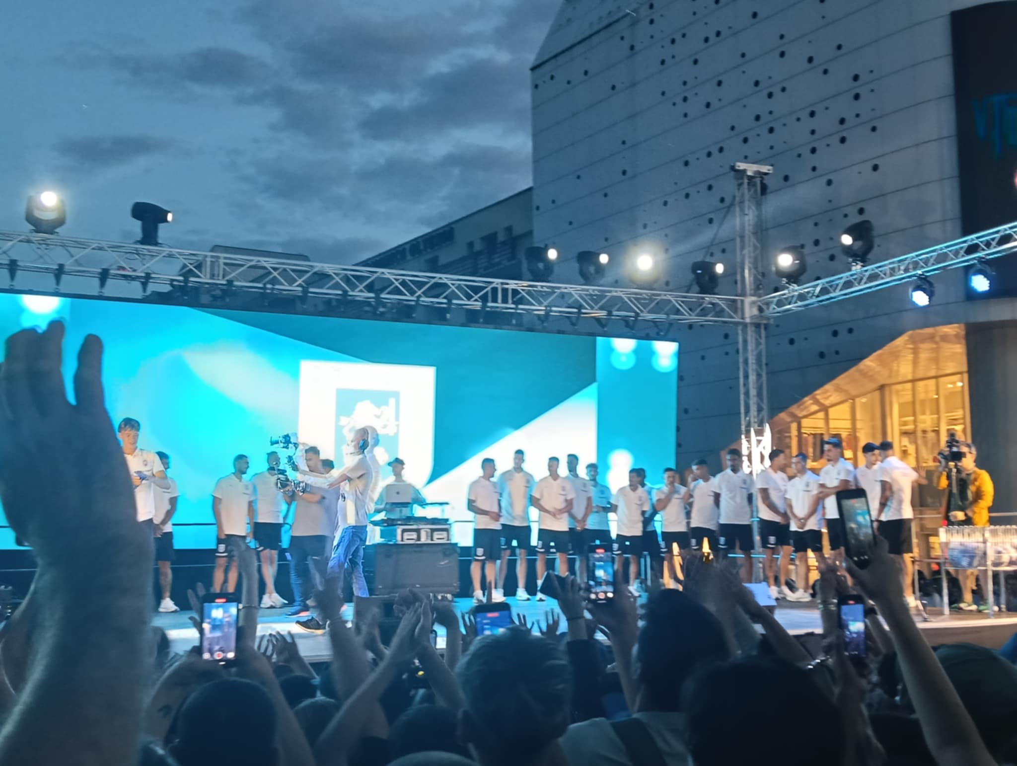 Jucătorii Universității Craiova la evenimentul de prezentare